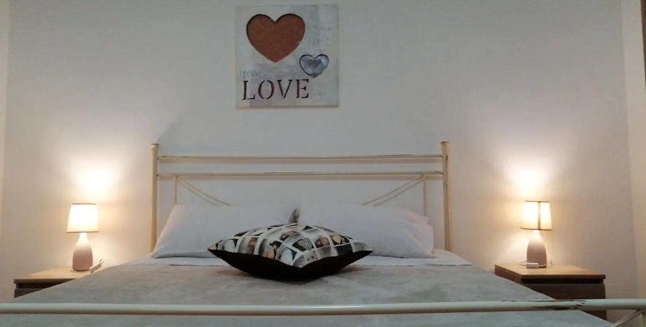 Guest house Affitto Camere Mazara Da Baldo Vicino Ospedale Abele Ajello Mazara del Vallo Italy
